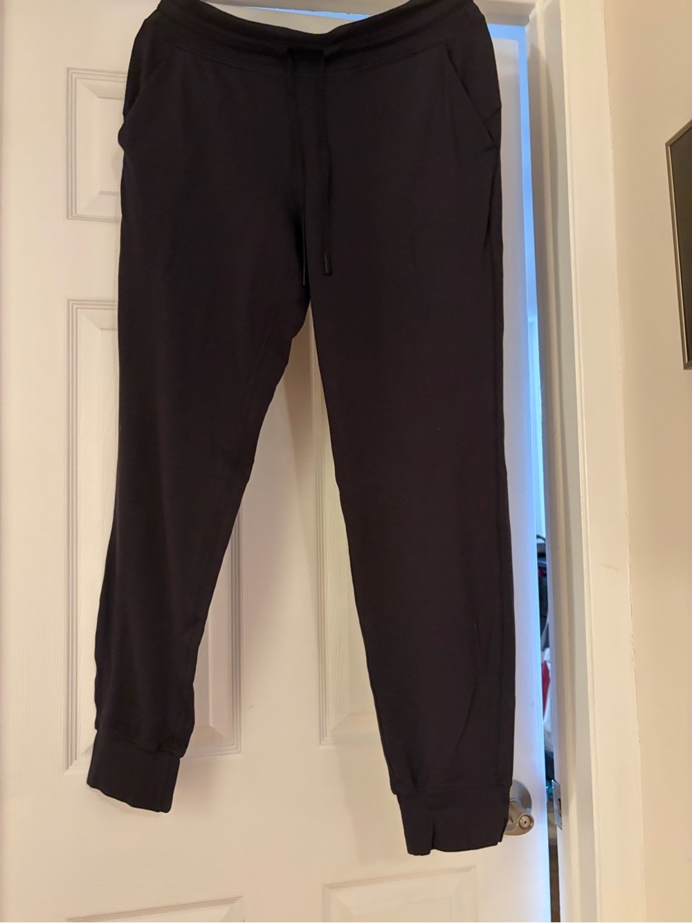 Lululemon Ready to Rulu Woman’s Black Joggers - Drawstring pant